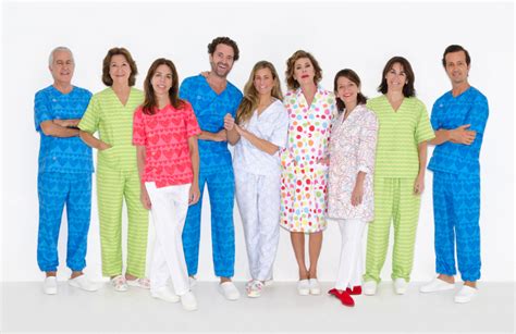 Uniformes Médicos – AGATHA RUIZ DE LA PRADA